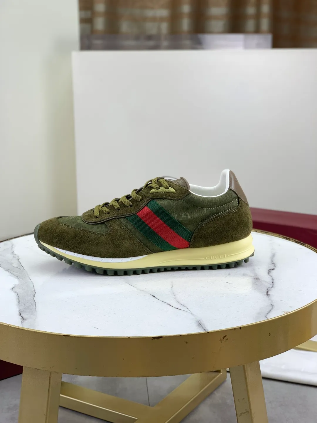 Men's shoes 💰P640 New Gucci Gucci Top version Latest catwalk style Re-Motion series Thick-soled casual sports shoes Original purchase and development ▪️Fabric: Original custom imported first-layer cowhide ▪️Sole: Original molded TPU material ▪️Sole thickness: 3.5CM ▪️Size: Men 39-45 Color: 8️⃣ colors available, boutique packaging